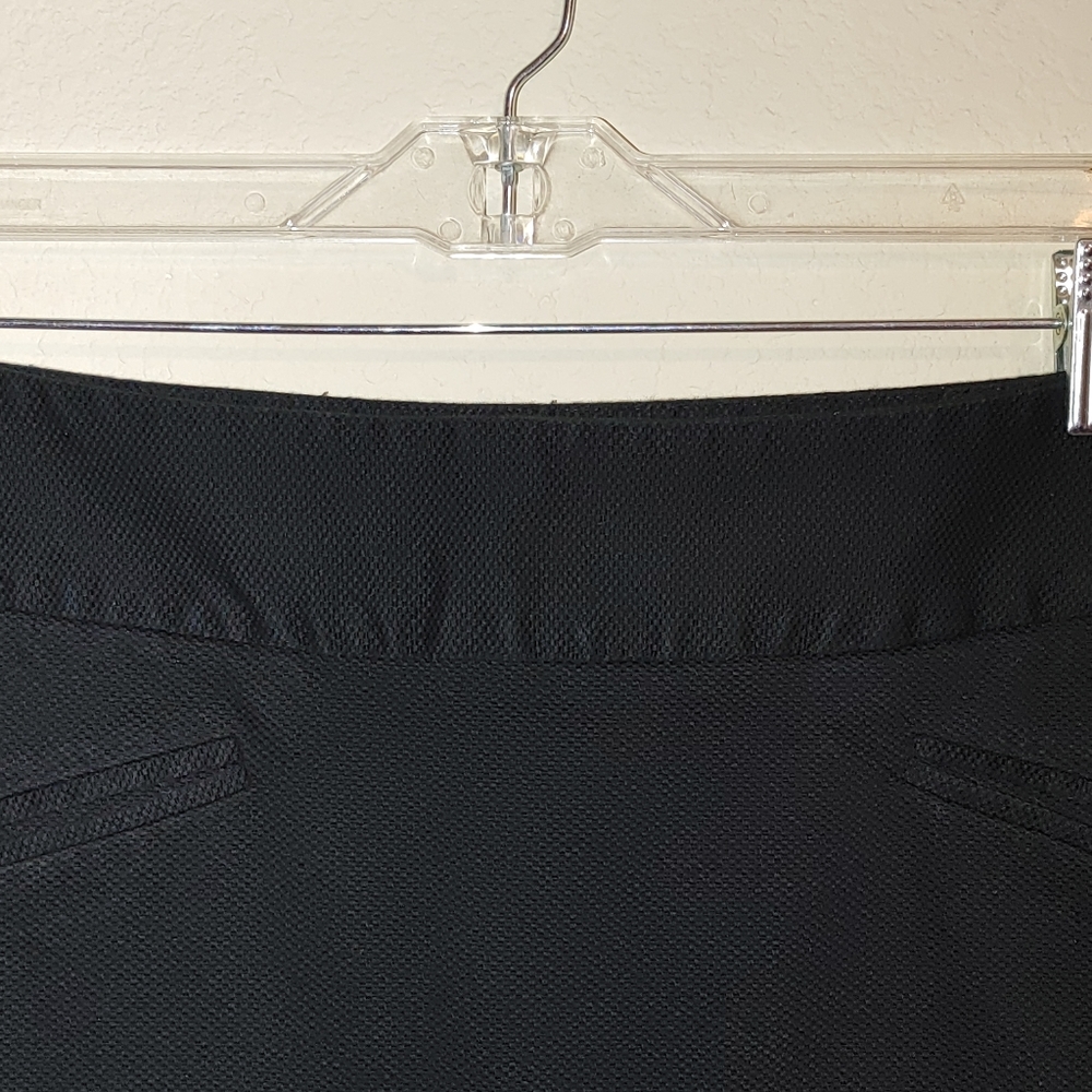 3/$13🌈 GAP Textured Fabric Mini Skirt - Picture 6 of 7